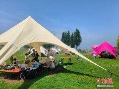 百万顶帐篷热销背后，读懂